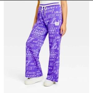 NWT XS NBA wide leg pants